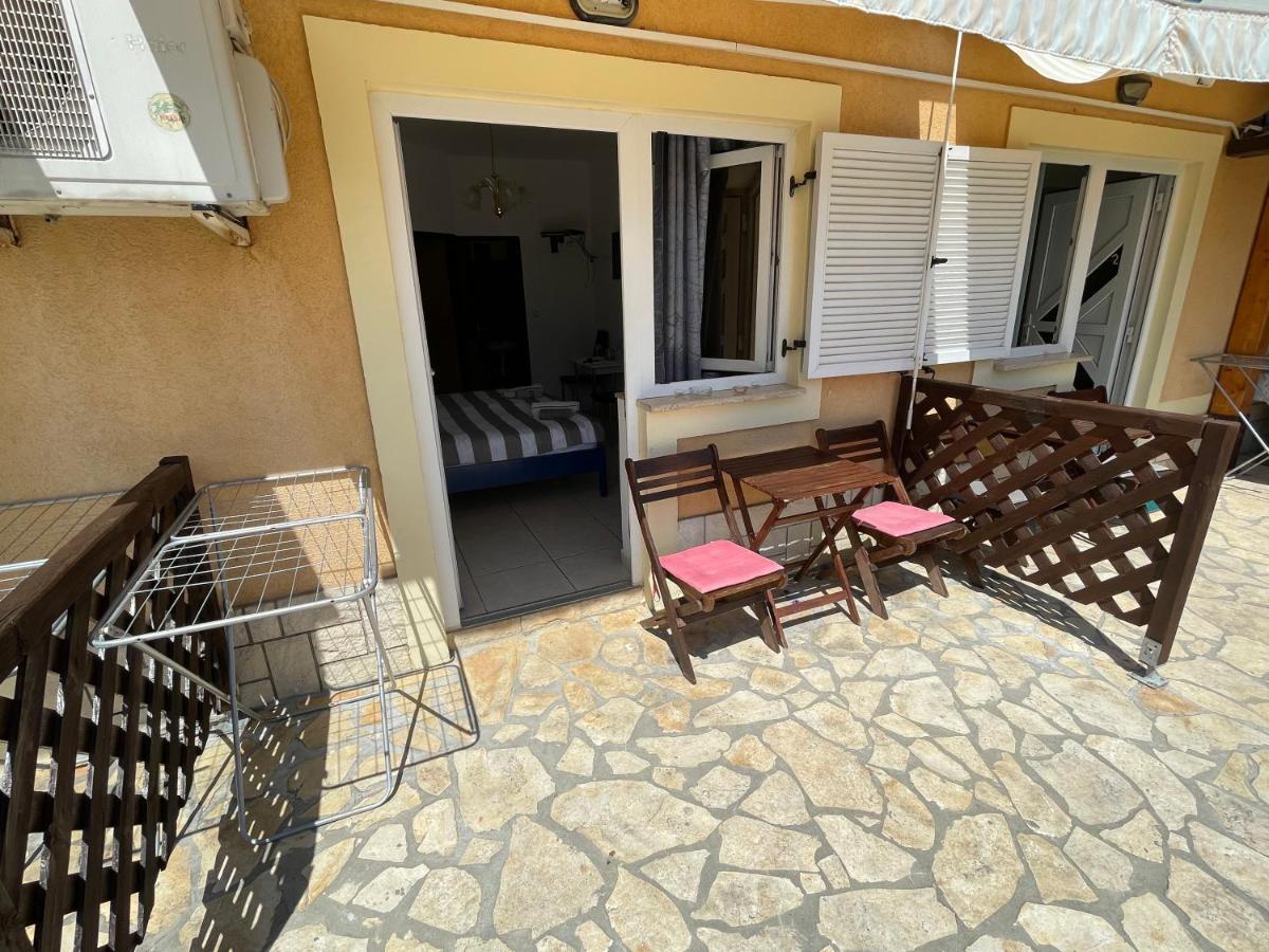 Apartmani Noelle Novi Vinodolski Eksteriør bilde